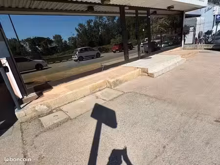 local commercial de 120 m² au vazzio