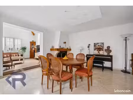 maison 6 pièces 174 m²