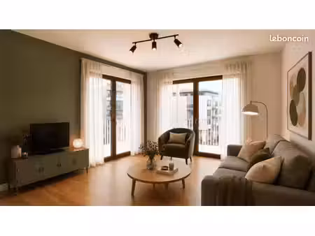 appartement 1 pièce 82 m²
