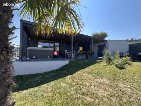 propriété 4 pièces 127 m²