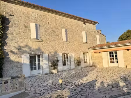 vente maison mouthiers sur boeme  160m² 9 pièces 369 000€ avec garage