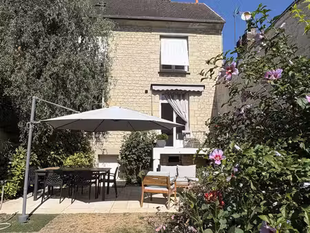 cires-lès-mello maison en pierres de 131m2