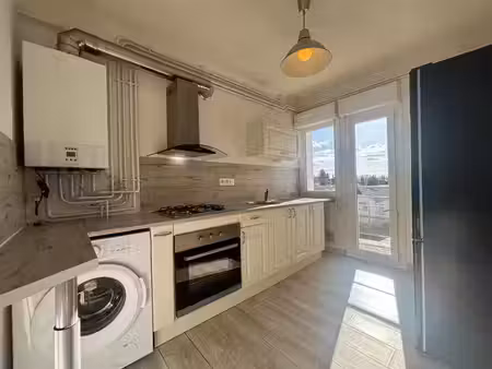gray - appartement à louer - 84m2 - 595 € cc - réf: m-858 - bourse immobilière