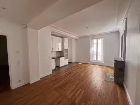 superbe 4 pieces de 95m² refait a neuf - bail civil