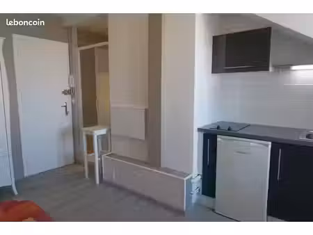 appartement 1 piece 14 m2