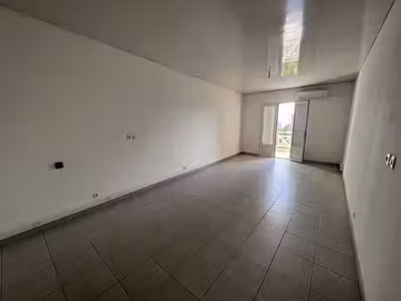 bureau de 50m² à sainte clotilde
