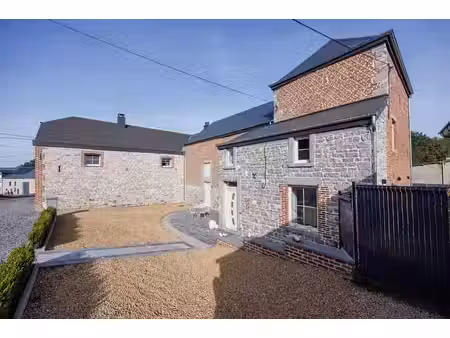 superbe habitation 4 chambres sise au calme