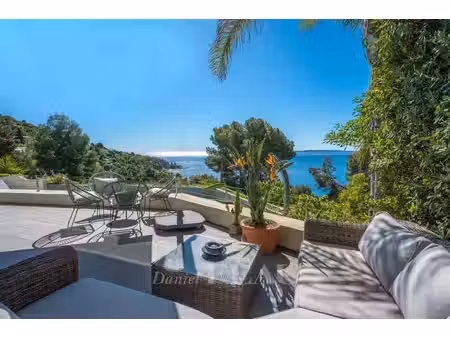 le lavandou - propriété avec vue mer panoramique