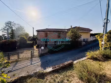 maison spacieuse avec joli terrain