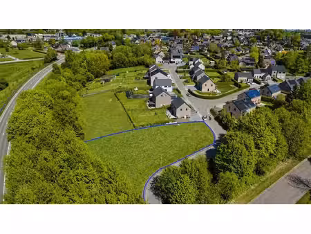 terrain a bâtir - 1700 m2 - herve - lotissement -relief plat