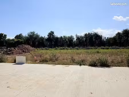 terrain 594 m² douvres la delivrande