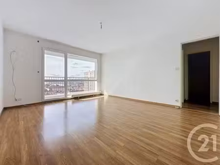 appartement f2 à louer - 2 pièces - 55 15 m2 - sochaux - 25 - franche-comte