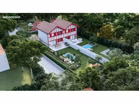 unique - en exclusivite sur la commune de souraide proche du lac de saint-pée-sur-nivelle: