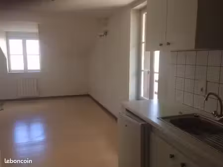 a louer studio 25 m2 centre ville