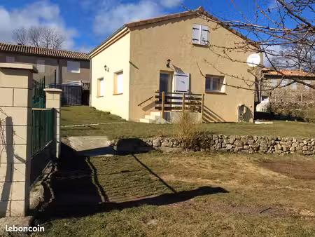 maison recente à louer en ardeche