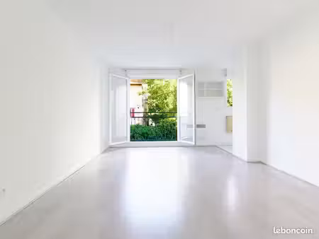 appartement 1 pièce 31 m²