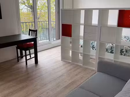 appartement 1 pièce de 28 06m2 avec balcon