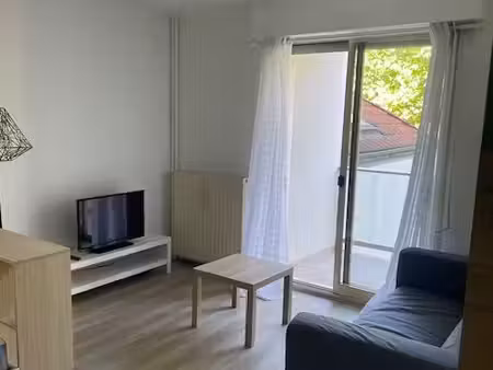 studio meublé avec terrasse - vieux saint maur - proche transports