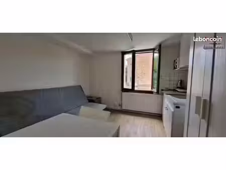 studio 1 pièce 13 m²