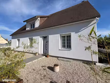 grande maison familiale rénovée de 175 m2 à fontenay le marmion