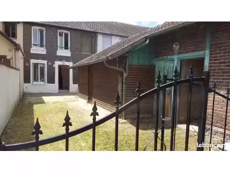 maison oissel jardin