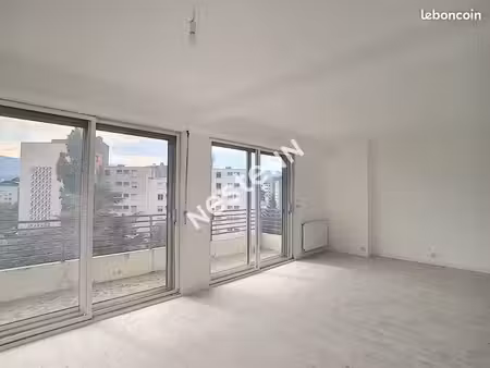 appartement 4 pièces 97 m²