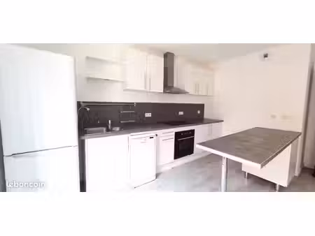 appartement 3 pièces 84 m²