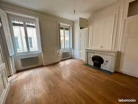 appartement 2 pièces 52 m²