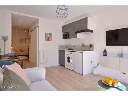 studio 1 pièce 28 m²