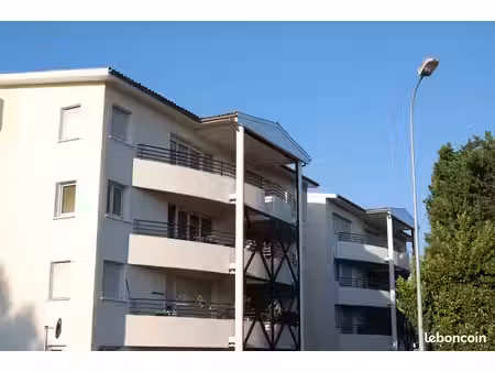 studio 31 m2 non meublé