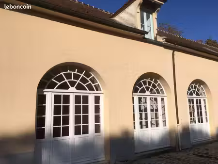 appartement 3 pieces dans dépendances château de val freneuse