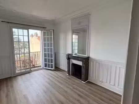 très beau f2