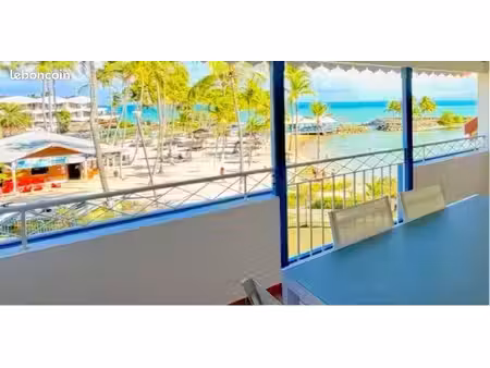 appartement 4 pièces meublé de standing – 102 m² – vue mer – bas du fort