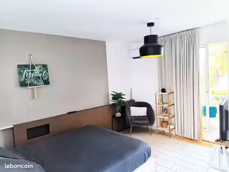 studio meublé