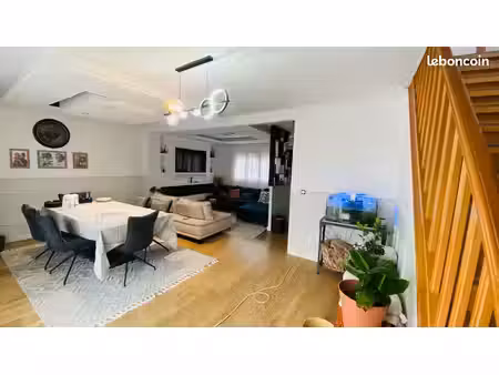 maison 6p  150m2  garage & piscine