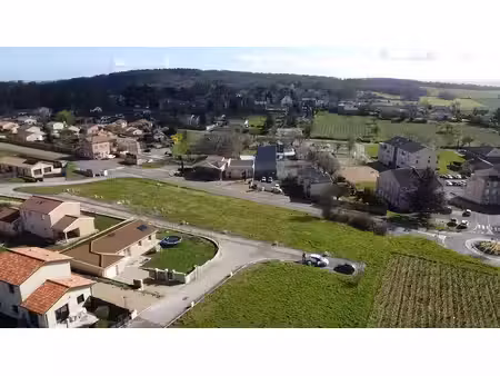 terrain constructible viabilisé à vendre