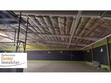 local commercial à louer