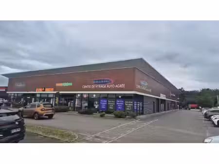 local commercial à louer