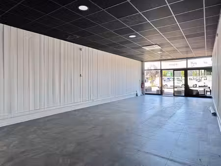 local commercial à louer