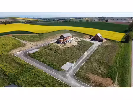 terrain constructible viabilisé à vendre