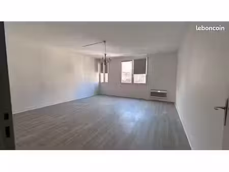 local commercial 62 m²