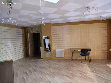 local commercial angouleme centre
