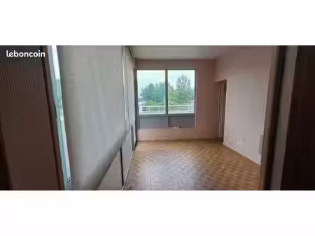 local commercial