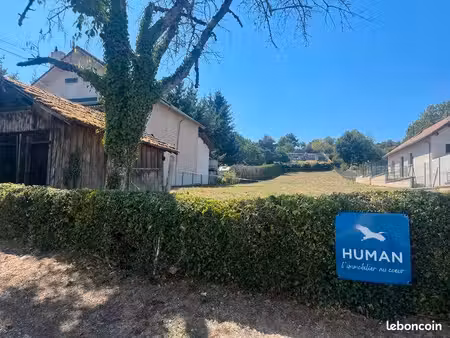 terrain 1 150 m² maurs