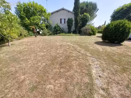 terrain 596 m² isle despagnac