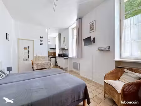 studio 1 pièce 21 m²