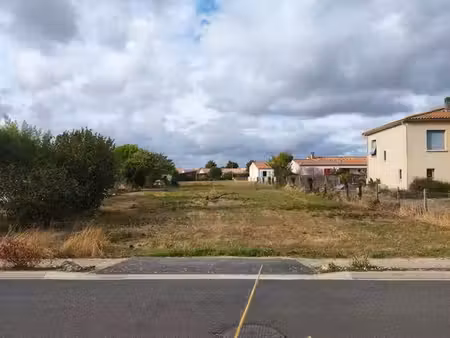 terrain constructible 826 m² – nieulle-sur-seudre