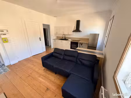 ? annonce 201 — t2 meublé (33 m²)