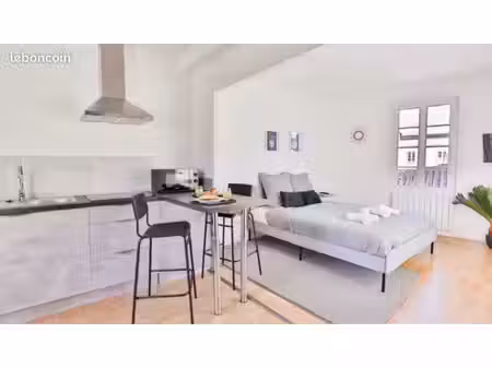 t1 meublé avec balcon