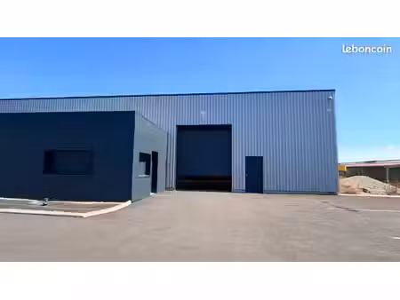 local industriel et bureau 325 m2